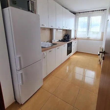 Forest Apartment *