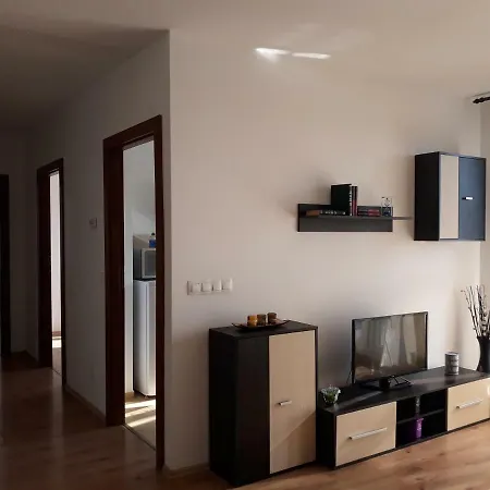 Forest Apartment *